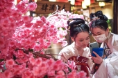 日本の女性に「中国風メイク」が人気に　中国発コスメが爆売れ.jpg