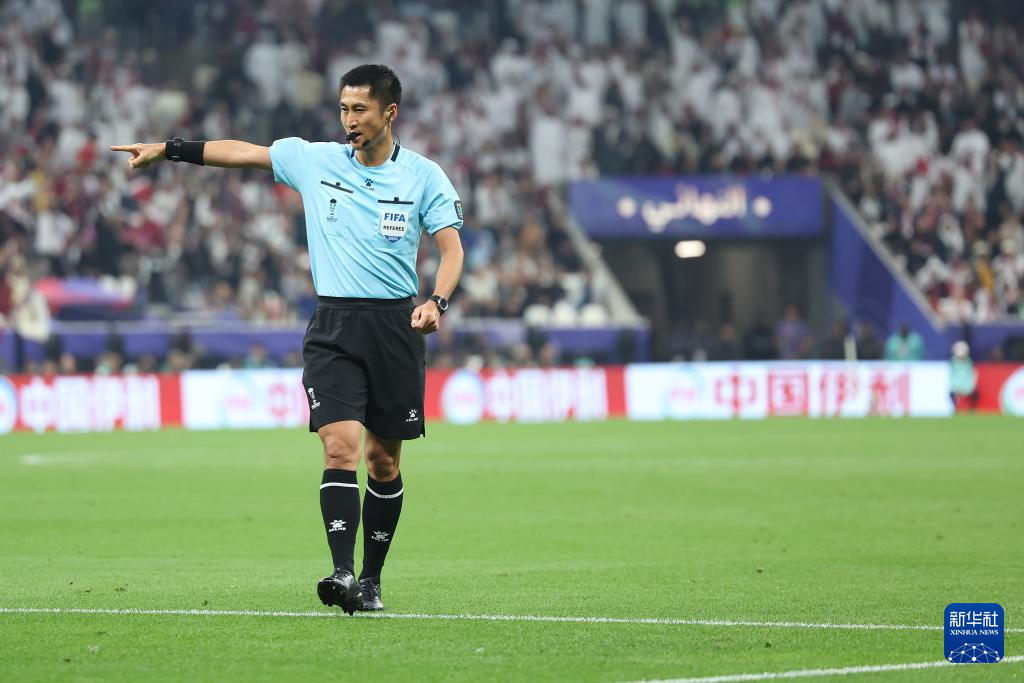 2024年2月、AFCアジアカップ2023 の決勝でカタールにPKの権利を与える判定をした主審の馬寧さん。